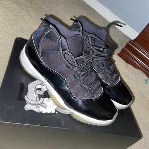 space jam retro 11 size 9.5